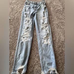 American Eagle Mom Jean